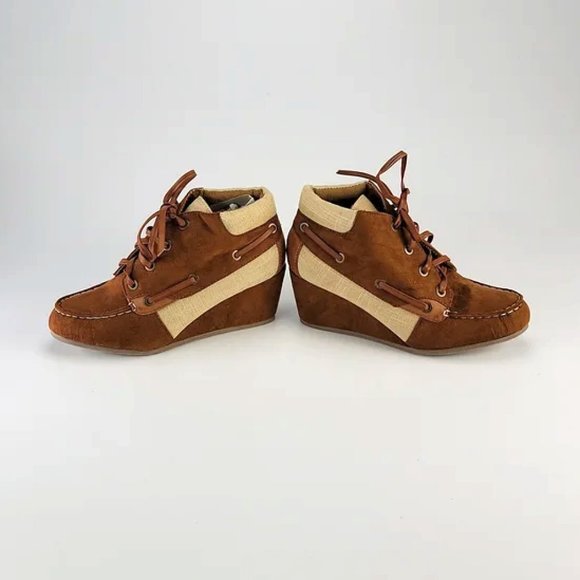 Camel Bamboo Ankle Wedge Booties  Size 5.5 - Vegan Leather Boots - Picture 1 of 5